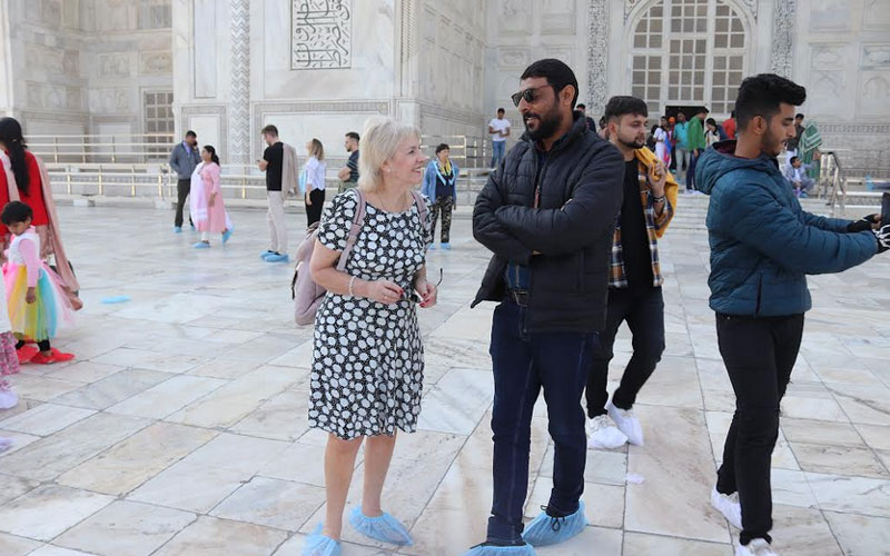 Private Sunrise Taj Mahal Agra Tour by Car from Delhi