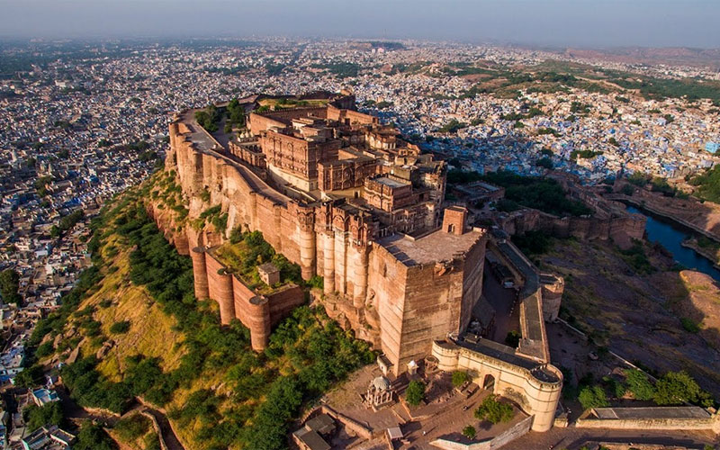 16 Days Rajasthan Tour with Jodhpur, Udaipur, Pushkar and Pachewar