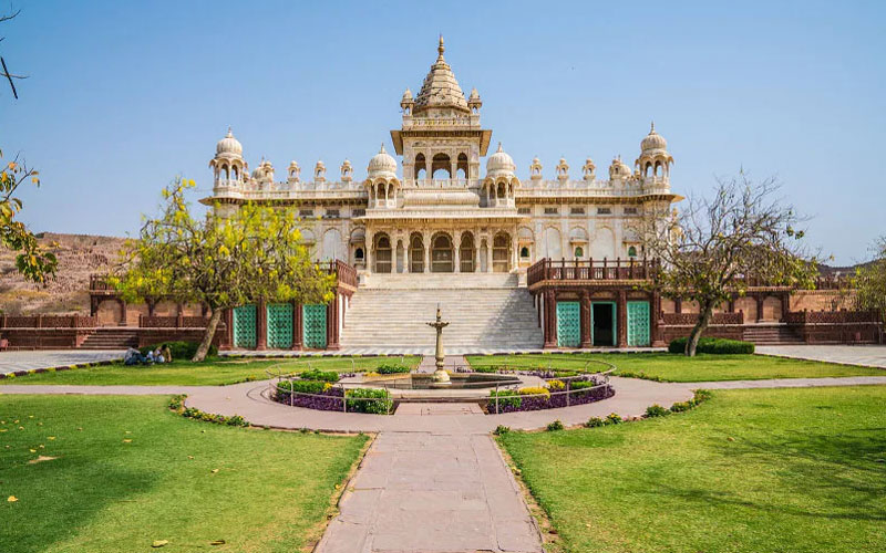 16 Days Rajasthan Tour with Jodhpur, Udaipur, Pushkar and Pachewar