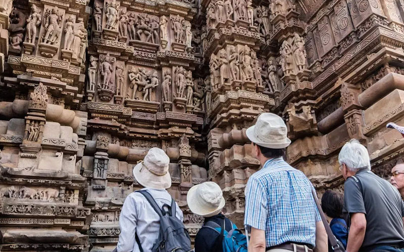 18 Days Rajasthan Tour with Khajuraho and Varanasi