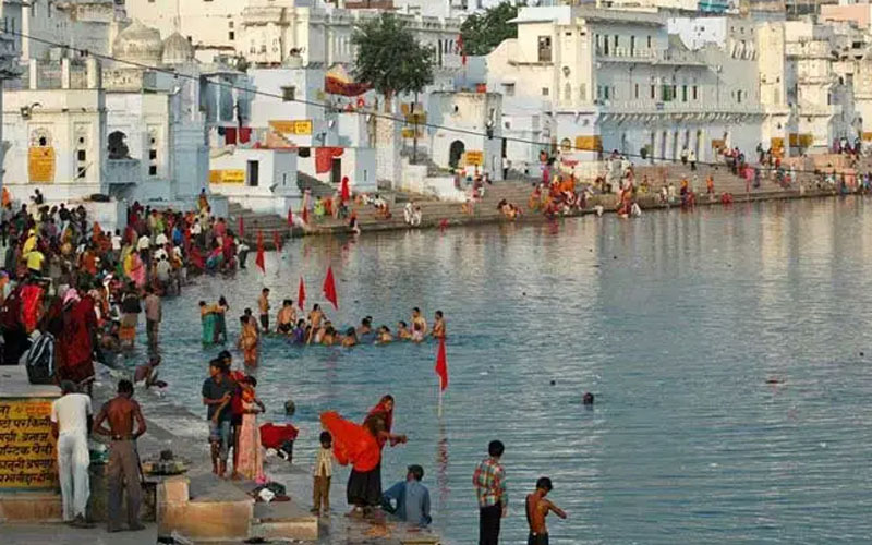 18 Days Rajasthan Tour with Khajuraho and Varanasi
